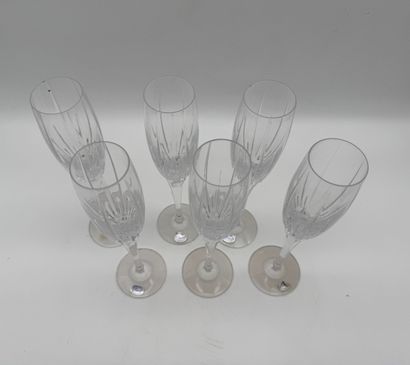 Set of six Rogaska champagne flutes - Crystal
Suite...