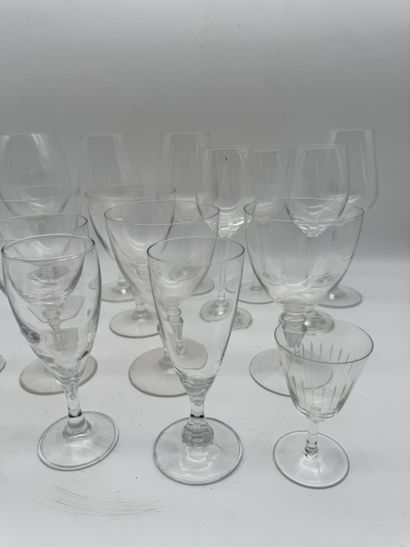 Set of 20 crystal glasses - Mismatched set
A...