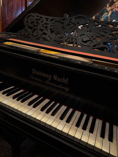 Steinweg Nachf. Piano à queue
Piano à queue...