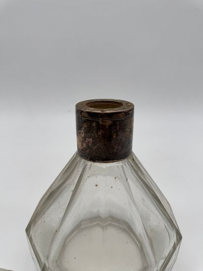 Cut crystal spirit decanter, 800 thousandths...