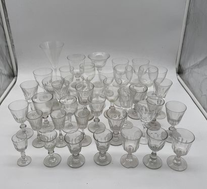 Set of crystal glasses Mismatched set
Set...