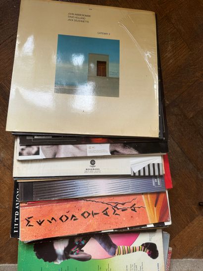 Set of 50 vinyl records - Various artists...