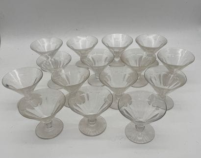 Suite of 15 crystal champagne glasses Rex...