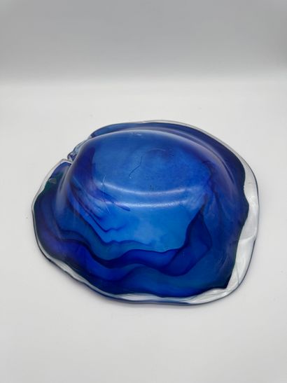 Peter Kaspar - Blue crystal basket / bowl
Blue-tinted,...