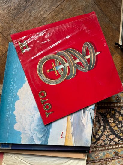 Set of 50 vinyl records - Various artists...