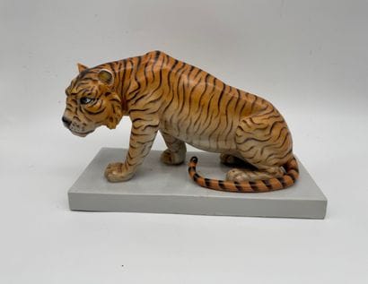 Ceramic tiger - Animal sculpture - XX century
Ceramic...