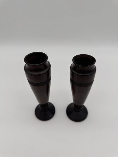 Pair of small vases in turned wood
Two turned...