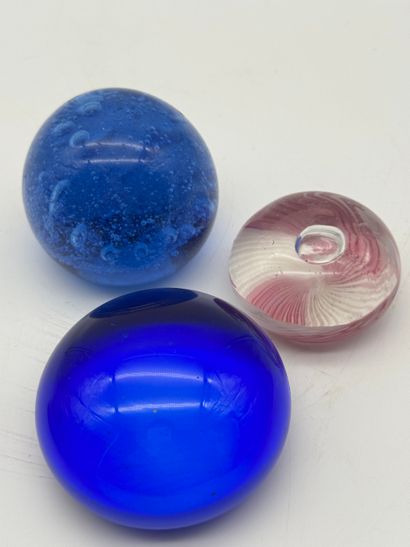 Set of three glass sulfide balls - Colored...