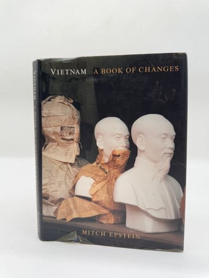 Vietnam: A Book of Changes de Mitch Epstein
Documente...