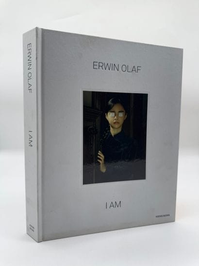I Am Erwin Olaf
Ouvrage photographique consacré...
