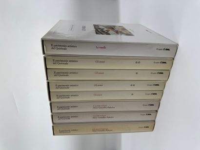 Huit ouvrages de la collection d'art 