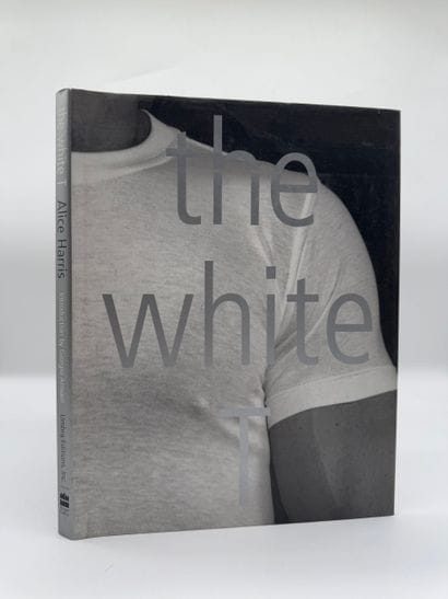 The white T d'Alice Harris
Ouvrage photographique...