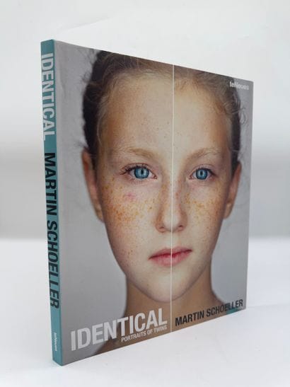 Identical : Portraits of Twins de Martin...