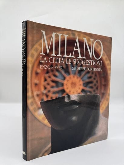 Milano. La città, le suggestioni d'Enzo Pifferi...