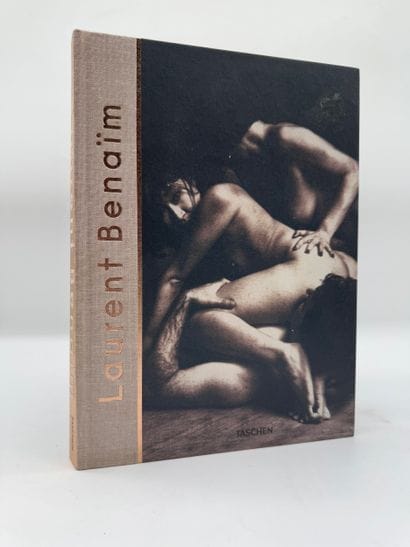 Laurent Benaïm - TASCHEN
Books on the photographs...