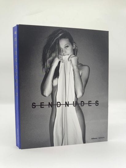 SENDNUDES
A contemporary photography book,...