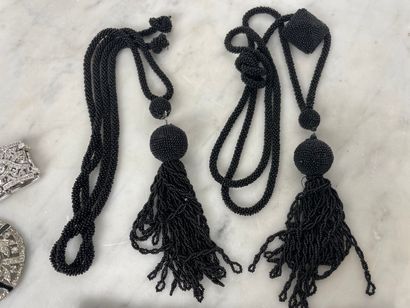 Ensemble de bijoux fantaisie (XX siècle -...