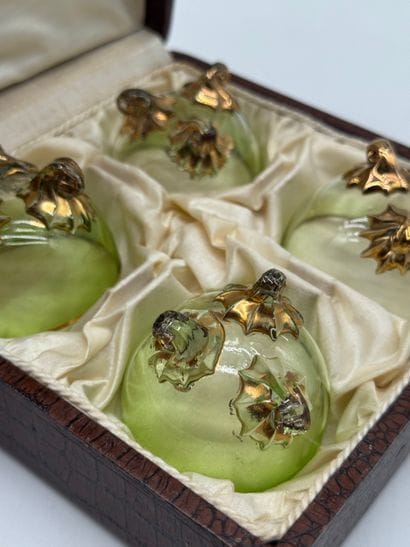 Gift Set - Karlsbad/Moser
Gift set containing...