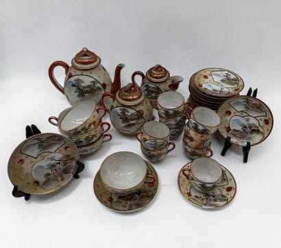 Service à thé et café en porcelaine, 36 pièces
Service...