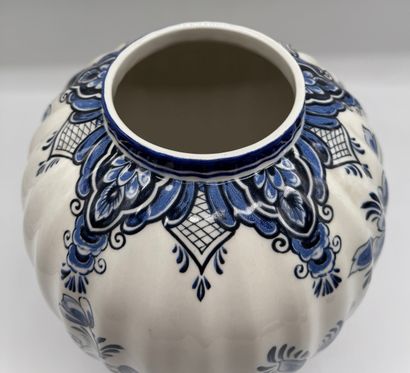Delfia (XXe siècle) - Grand vase balustre...