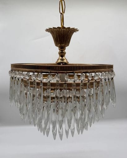 LUSTRE CORBEILLE A PAMPILLES VERS 1950
Lustre...