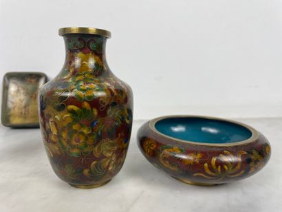 Asia (XX century) - Small decorative set
Small...