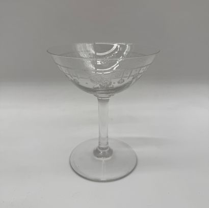 Lot de 10 coupes à champagne en cristal
Ensemble...