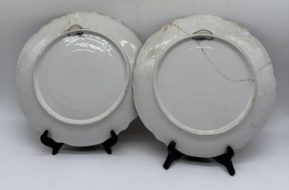 Lot de trois assiettes décoratives en porcelaine
Lot...