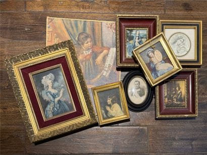 Carton de petits tableaux de formats divers

Ensemble...