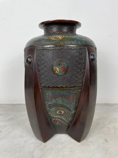 Japan, Meiji period (circa 1880-1900) - Four-lobed...