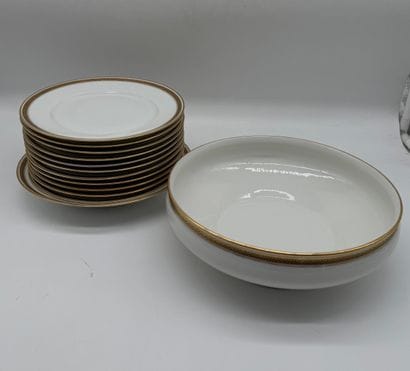 MC & Cie, Limoges - Large porcelain dinner...