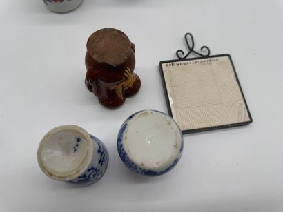 ARTS DECORATIFS XXe SIECLE
Lot de huit miniatures...