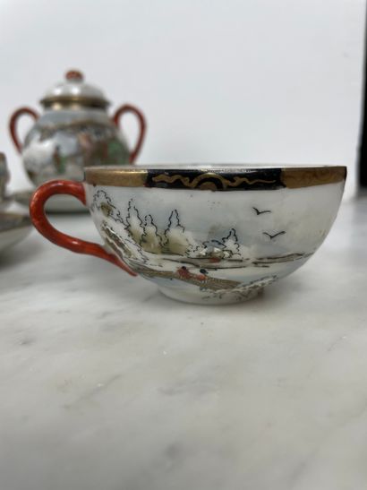 Japanese tea service, in the Kutani style,...