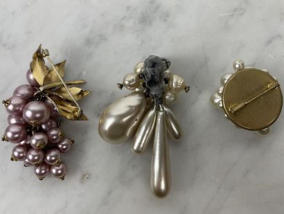 Lot de trois broches attribuées à Louis Rousselet...
