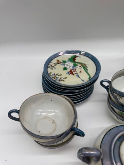 Service à thé en porcelaine, 22 pièces
Service...