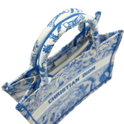 CHRISTIAN DIOR Sac « Book Tote » en toile...