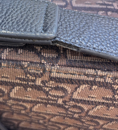 CHRISTIAN DIOR Sac « Saddle Flap Messenger...
