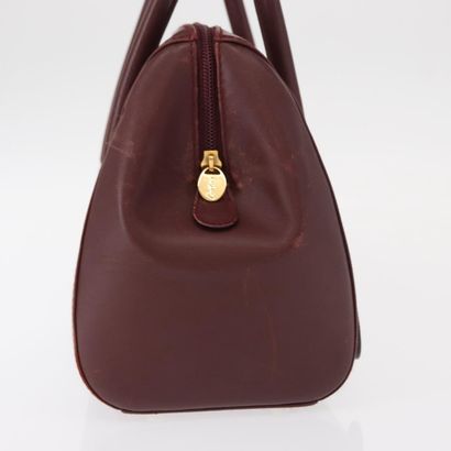 CARTIER Sac « Must Line » en cuir bordeaux,...