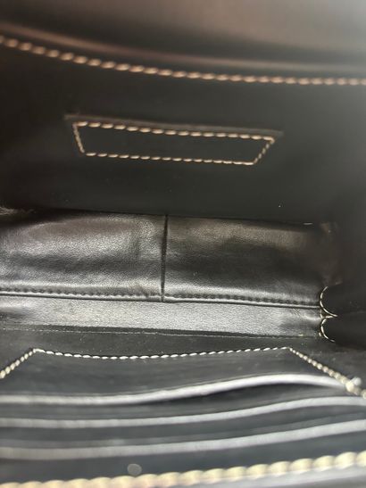 BURBERRY Sac « Horseferry Camera » en toile...