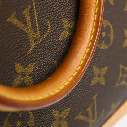 LOUIS VUITTON “Vintage Alma” bag in brown...