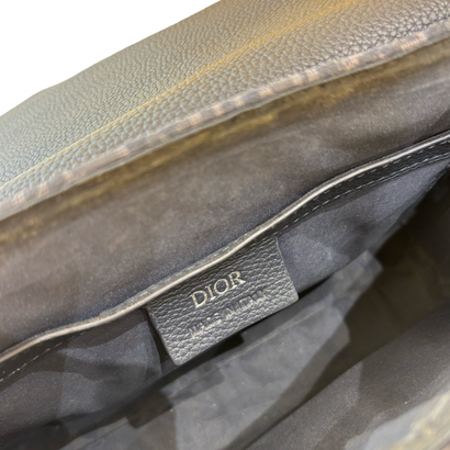 CHRISTIAN DIOR Sac « Saddle Flap Messenger...