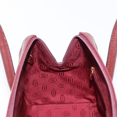 CARTIER Sac « Must Line » en cuir bordeaux,...