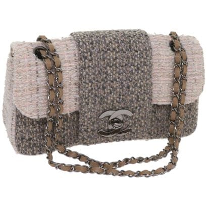 CHANEL Sac « Classic Flap Clutch with Chain...