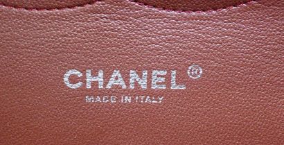 CHANEL Sac « Paris-Edinburgh Flap » en cuir...