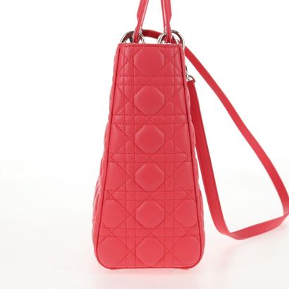 CHRISTIAN DIOR Sac « Lady cannage » en cuir...