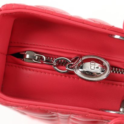 CHRISTIAN DIOR Sac « Lady cannage » en cuir...