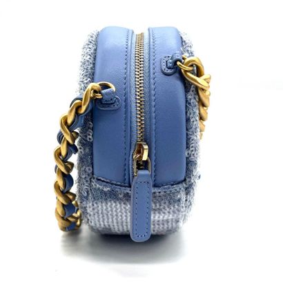 CHANEL Sac « Round Clutch with Chain » en...