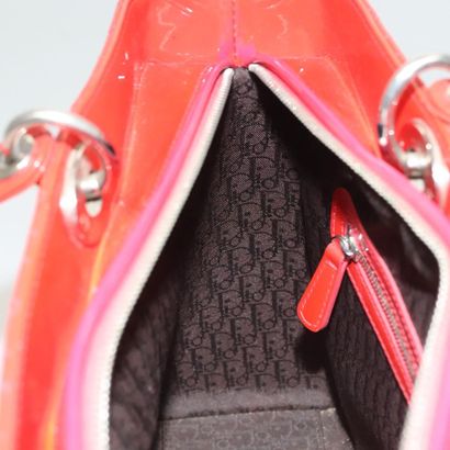 CHRISTIAN DIOR Sac « Vintage Lady Dior Patent...