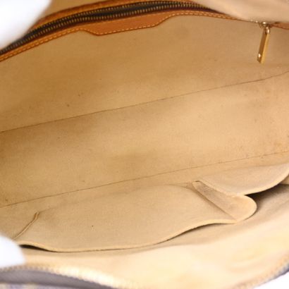 LOUIS VUITTON “Vivacite” bag in brown Monogram...