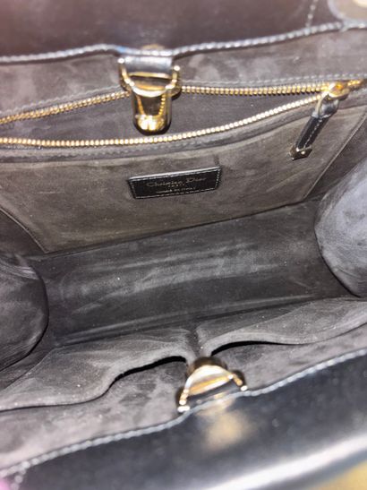CHRISTIAN DIOR Sac « Essential Tote » en...